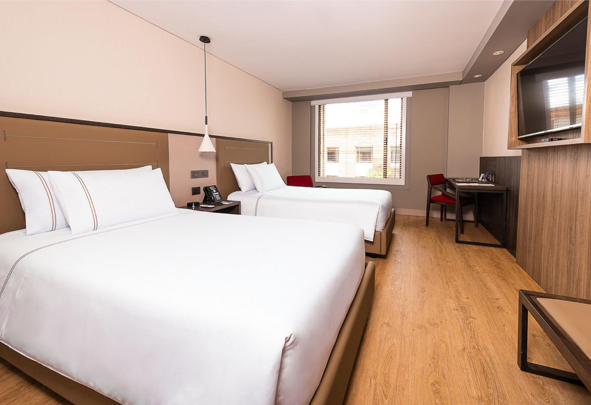 Hotel Habitel Select Bogota Exterior photo