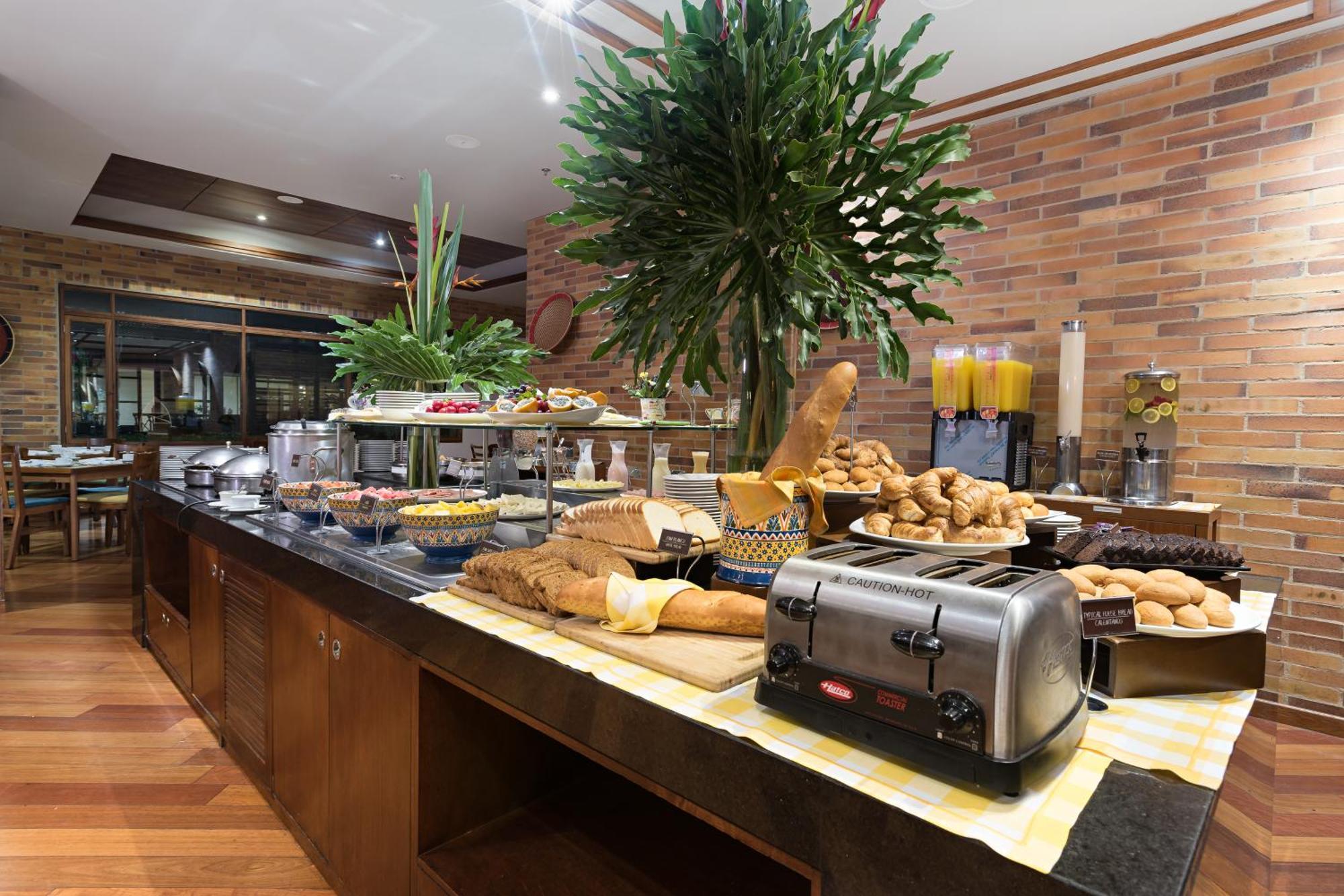 Hotel Habitel Select Bogota Exterior photo